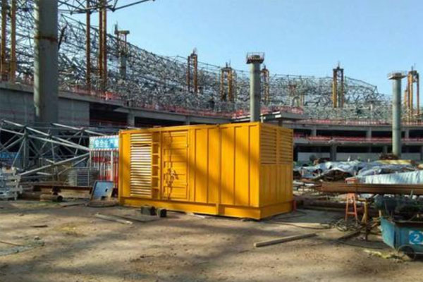 索县发电机出租如何判断空气滤清器是否需要更换？