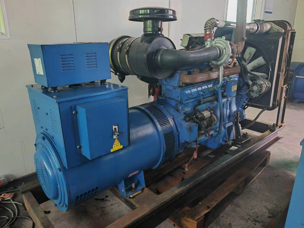 索县100kW柴油发电机组使用多级机油有哪些优缺点？
